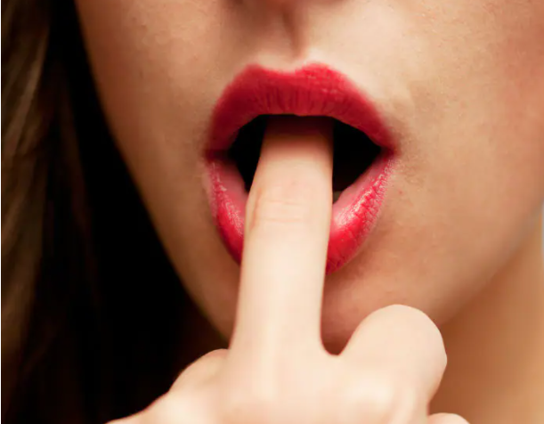 Disgusting Porn Tongue - How to give a blow job: 5 tips on how to do it right!