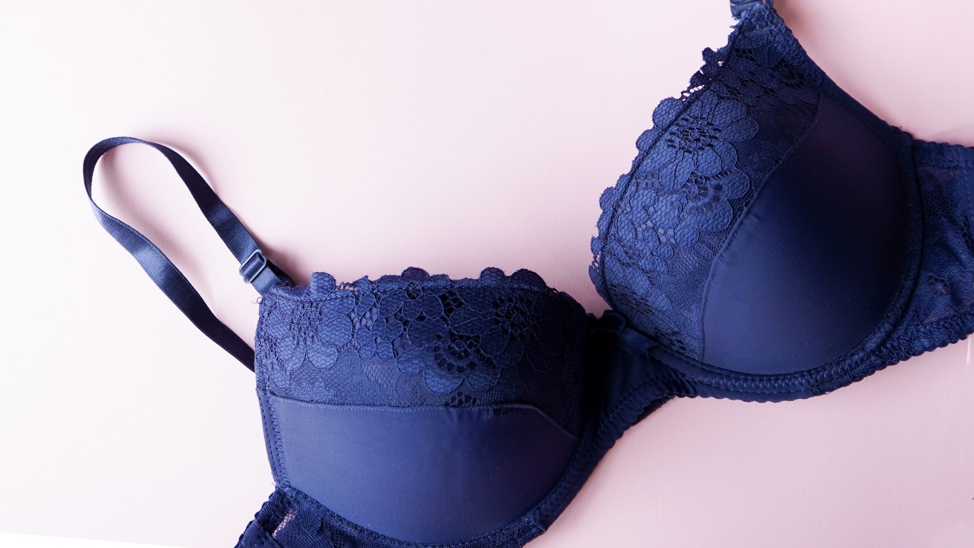 Top 6 Benefits of Not Wearing Bra as a Woman