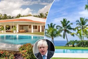 Behind Boris Johnson stay at Dominican Republic resort