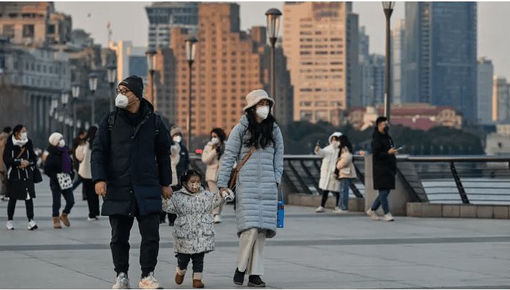 China’s population drops for the first time in decades